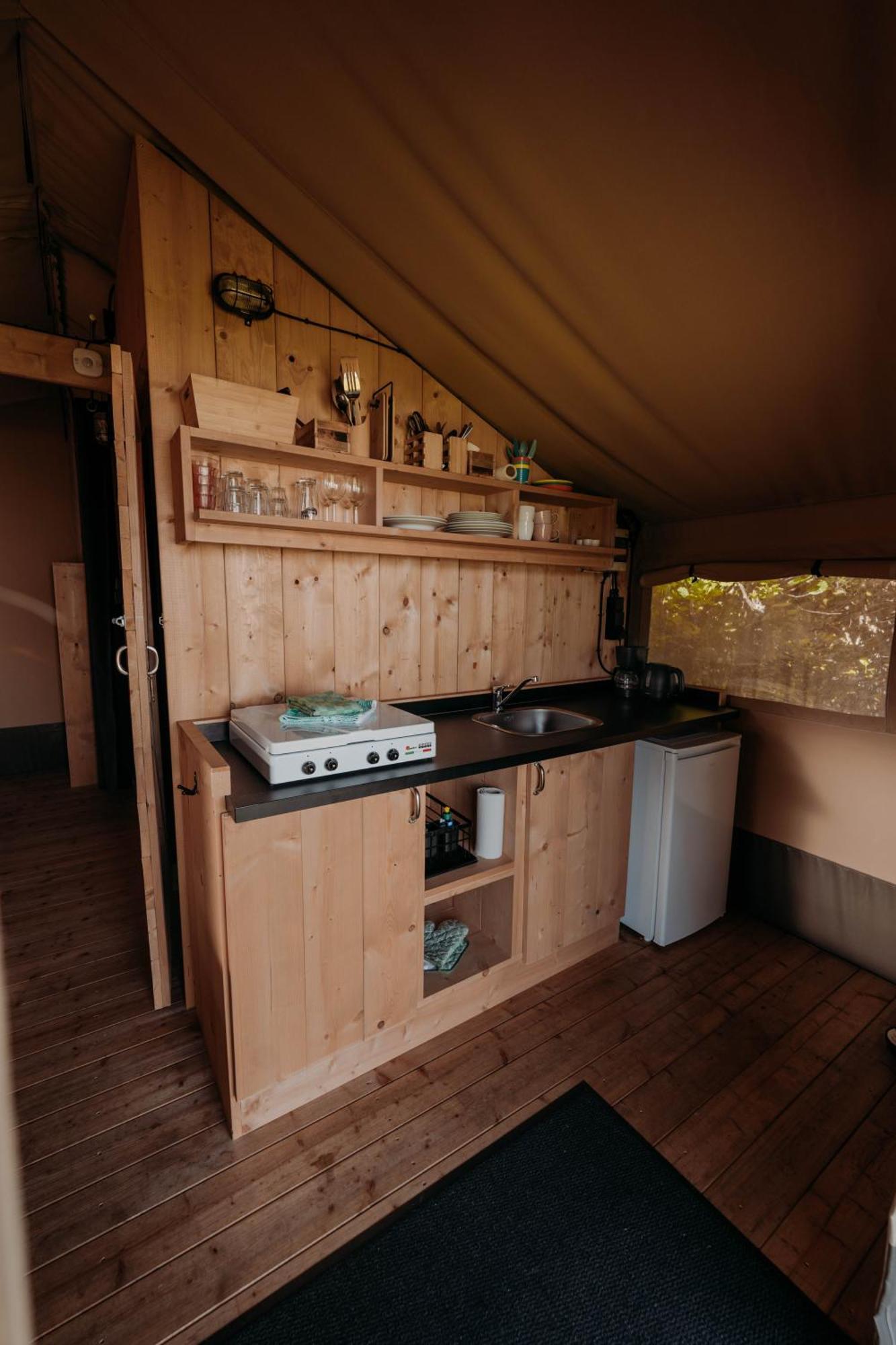 Camping De Tulpenweide Breezand Δωμάτιο φωτογραφία